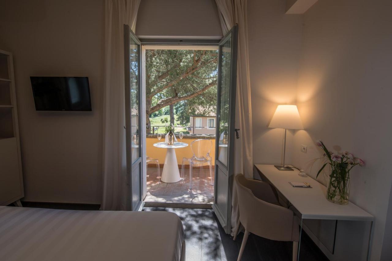 Isola Polvese Resort Кастильоне-дель-Лаго Экстерьер фото